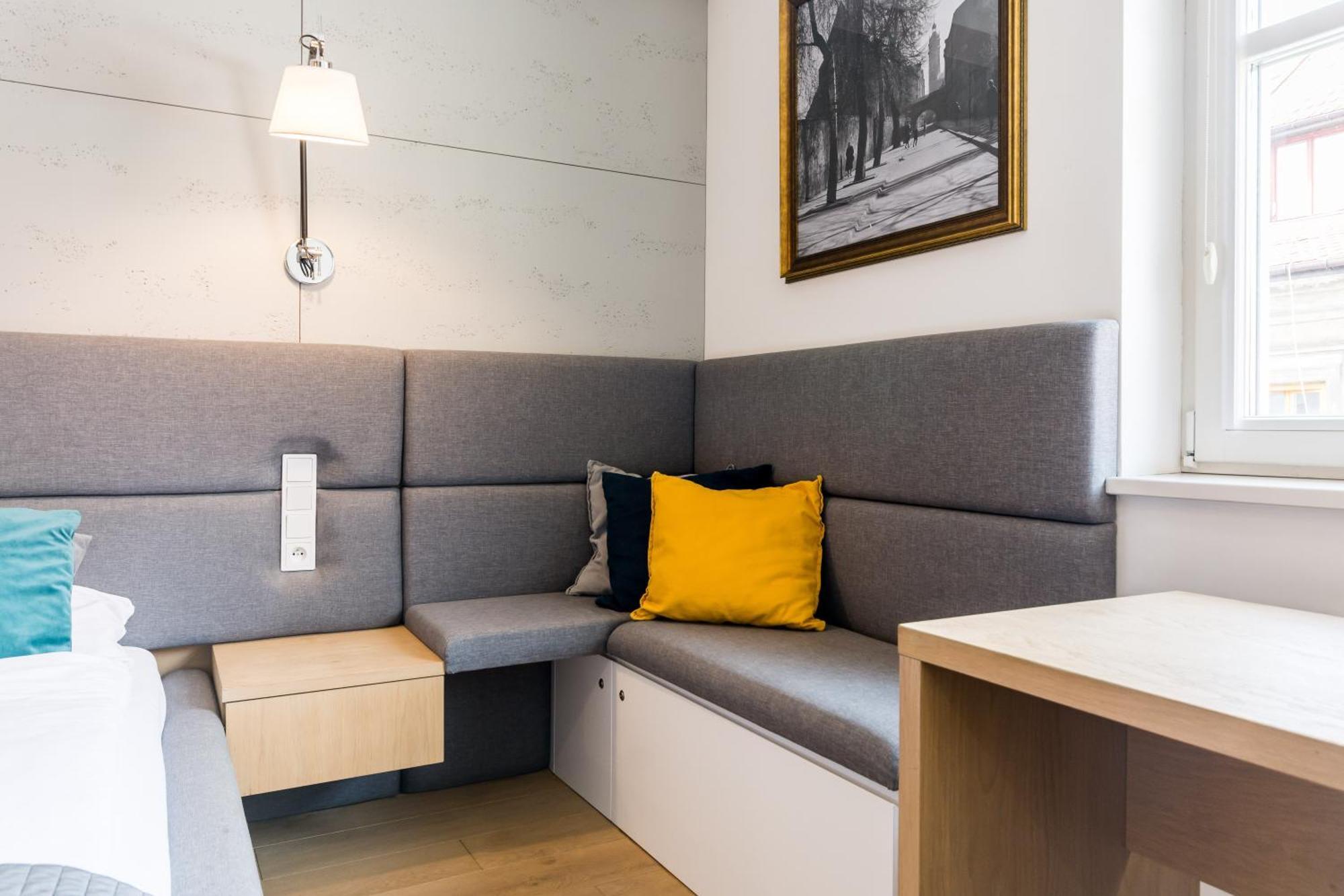 Old Town Premium Queen'S Apartments Krakow Ngoại thất bức ảnh